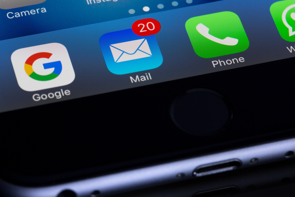Import Email Signatures from Your Gmail Inbox with Contacts+