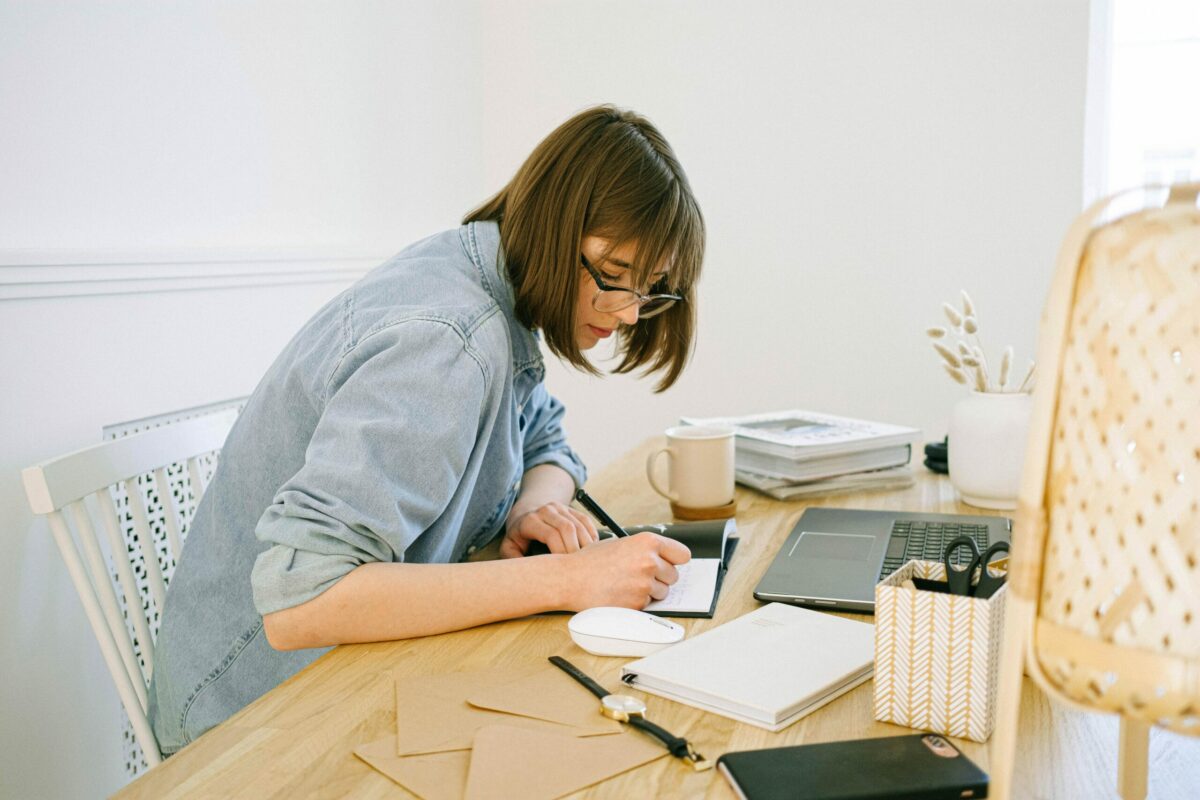 The Best Email Marketing Software for Emailing Your Network