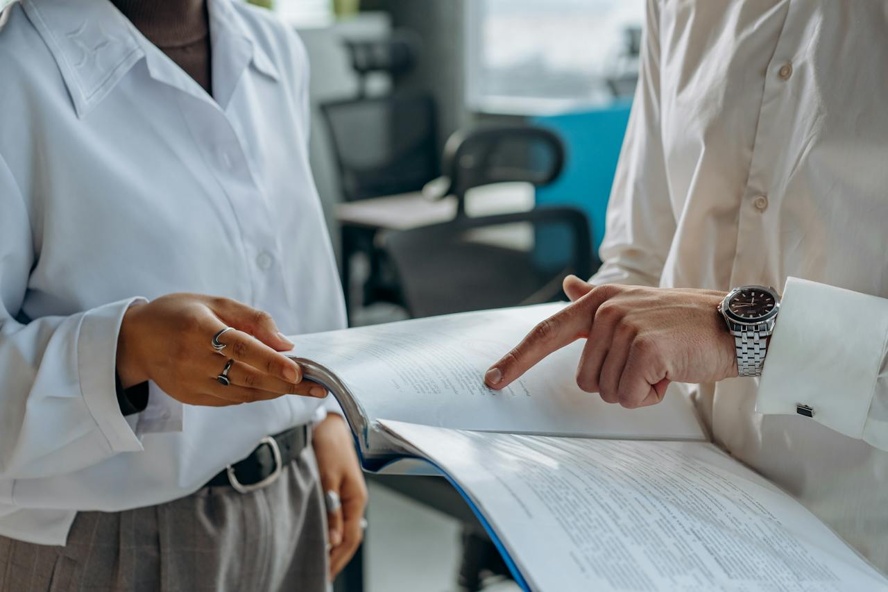 The Intersection of Contact Management and Financial Planning for 2024