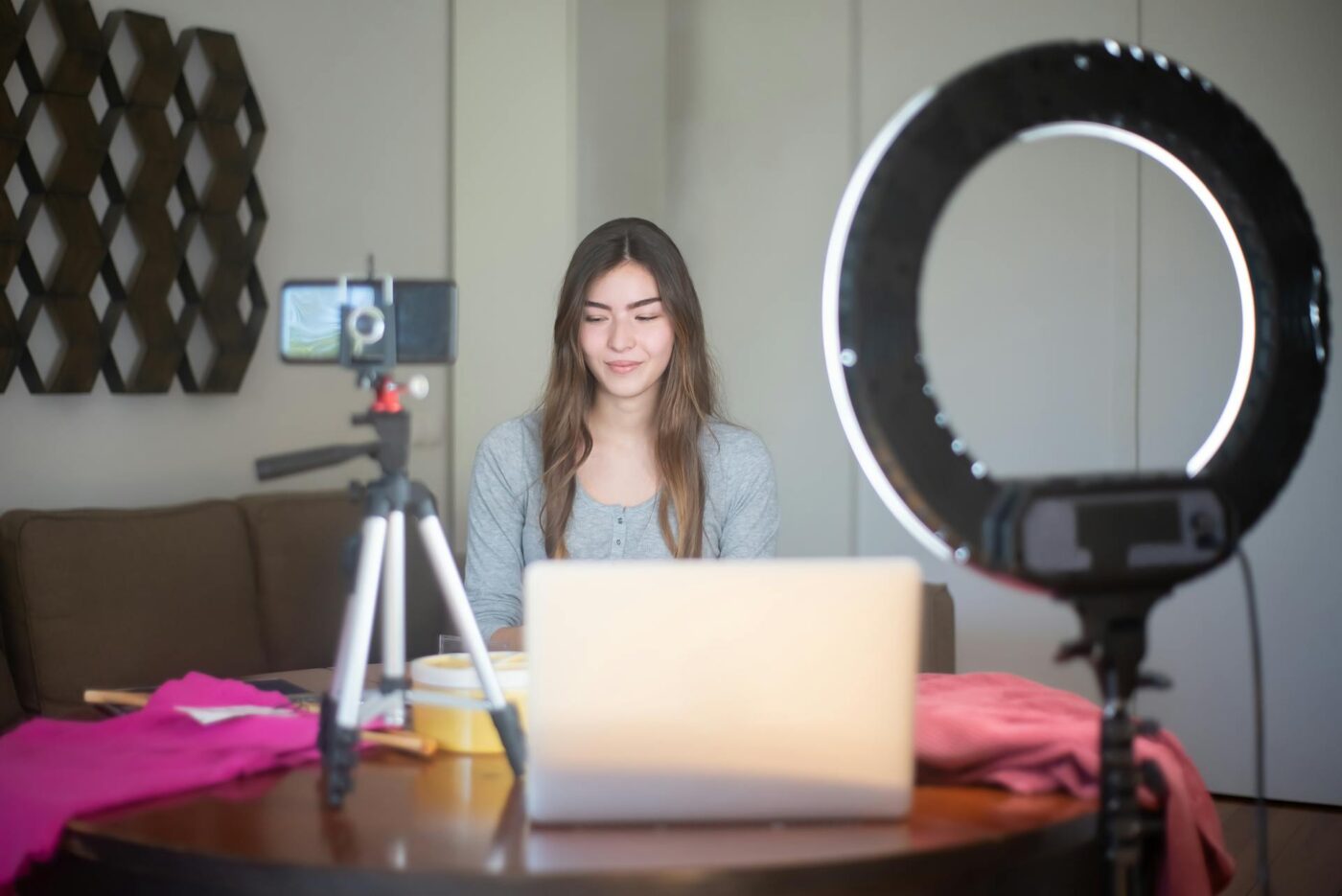 How Founders Can Use Contact Management to Build a Personal Brand